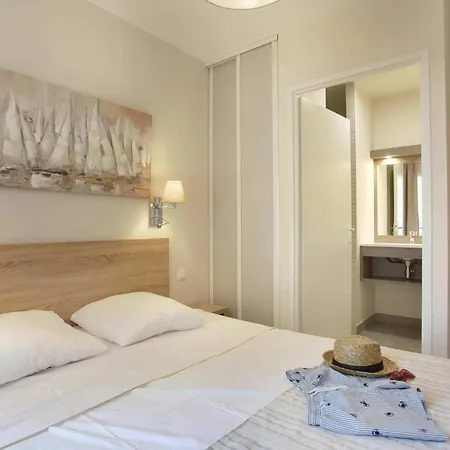 Les Canissons 6p 36m Apartment Cavalaire-sur-Mer
